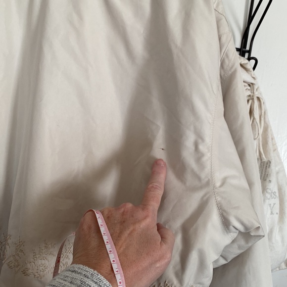 FERA Skiwear 1 piece cream colored snowsuit - Picture 9 of 11